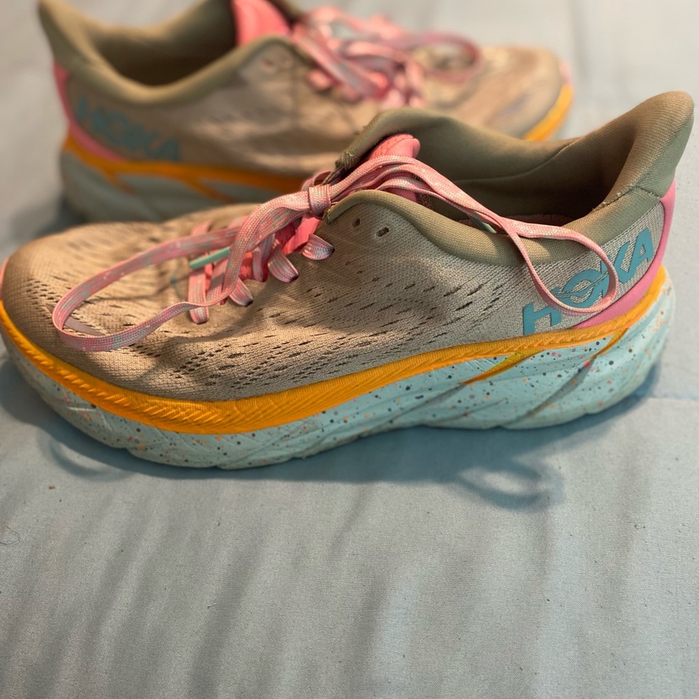 Hoka Free People Clifton 8 Size 7.5 Pink and Orange Athletic Shoes